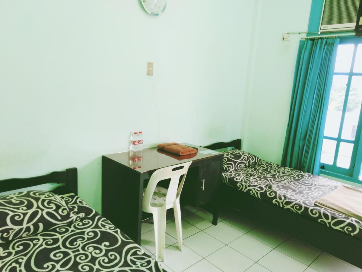 Hotel Taman Indah Madiun Exterior foto