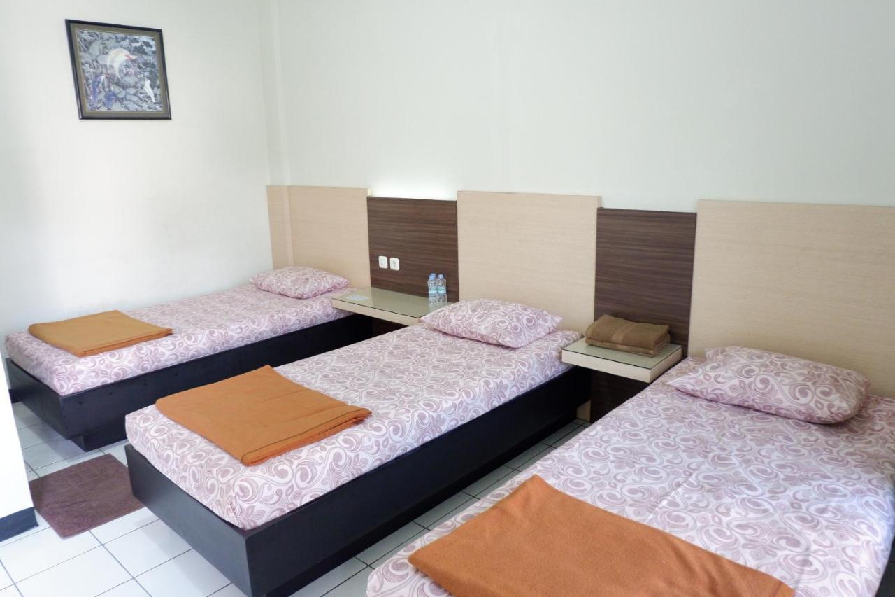Hotel Taman Indah Madiun Exterior foto